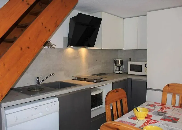 Pavillon Cosy 3 Pièces Avec Véranda Et Parking Gn520-048 Villa