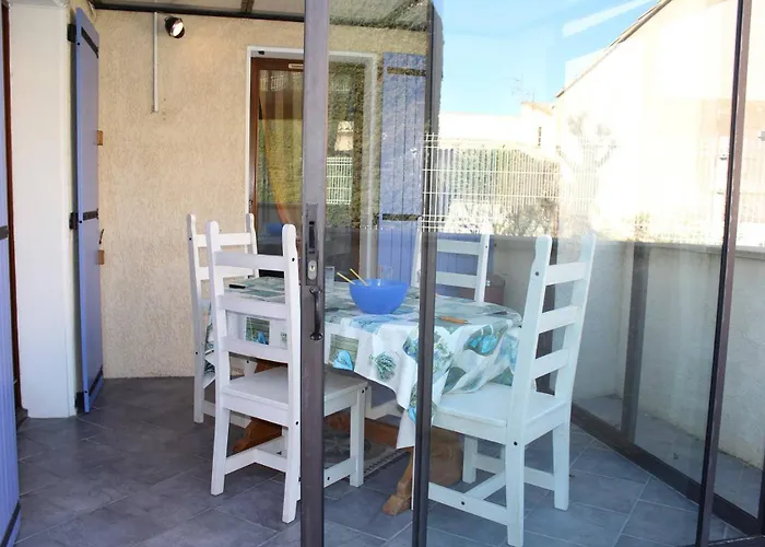 Pavillon Cosy 3 Pièces Avec Véranda Et Parking Gn520-048 Villa *